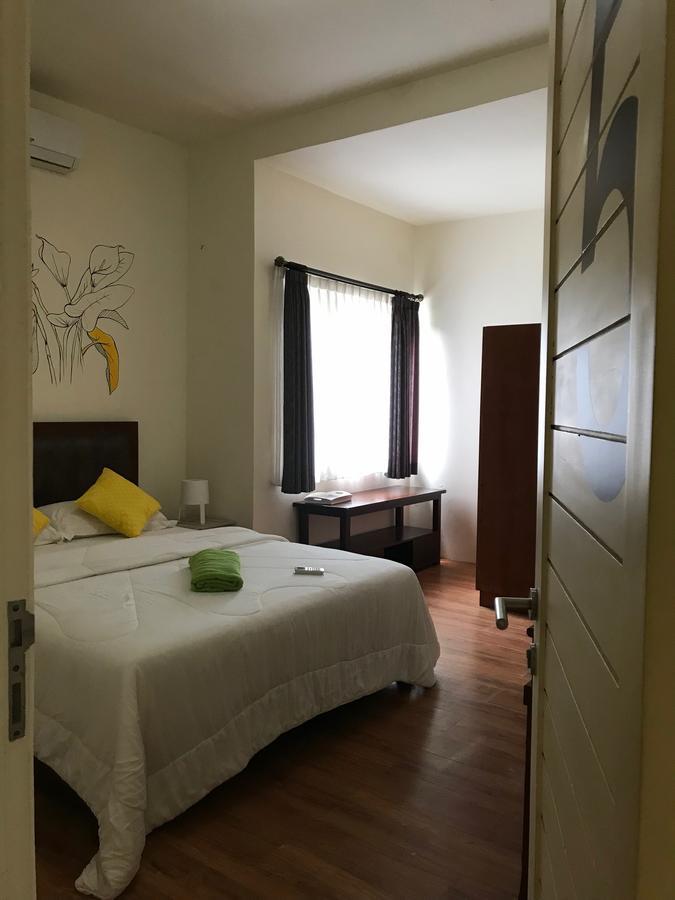 Matta Lodge Kuta Selatan Zewnętrze zdjęcie